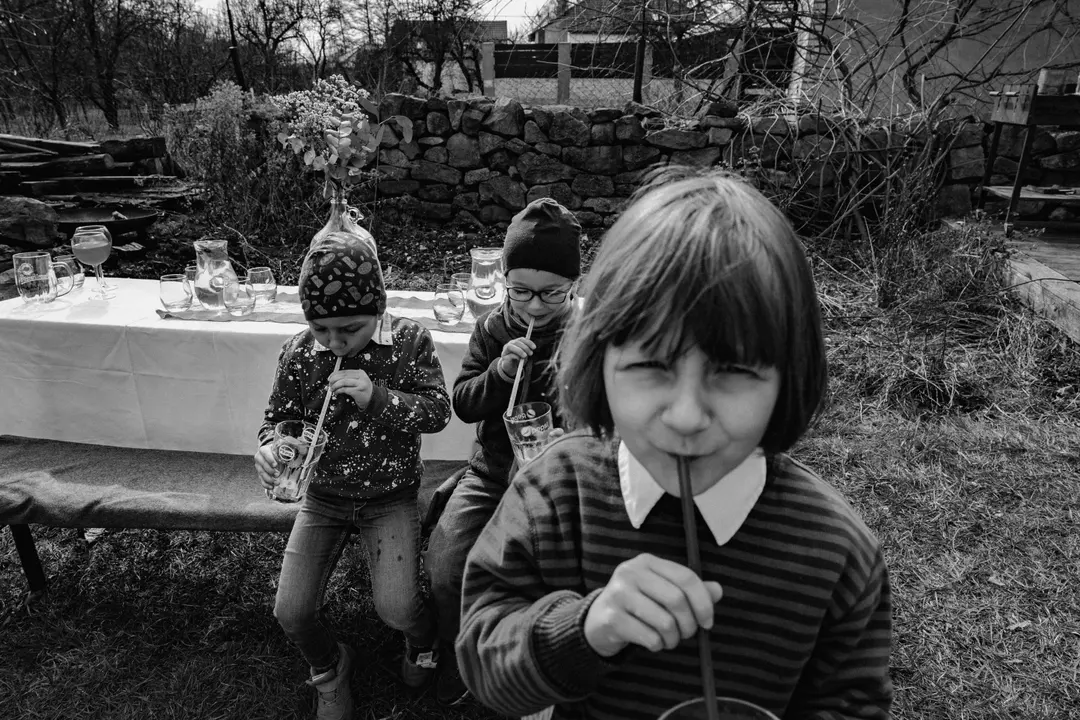 Weddings, photograph by Dag Markl