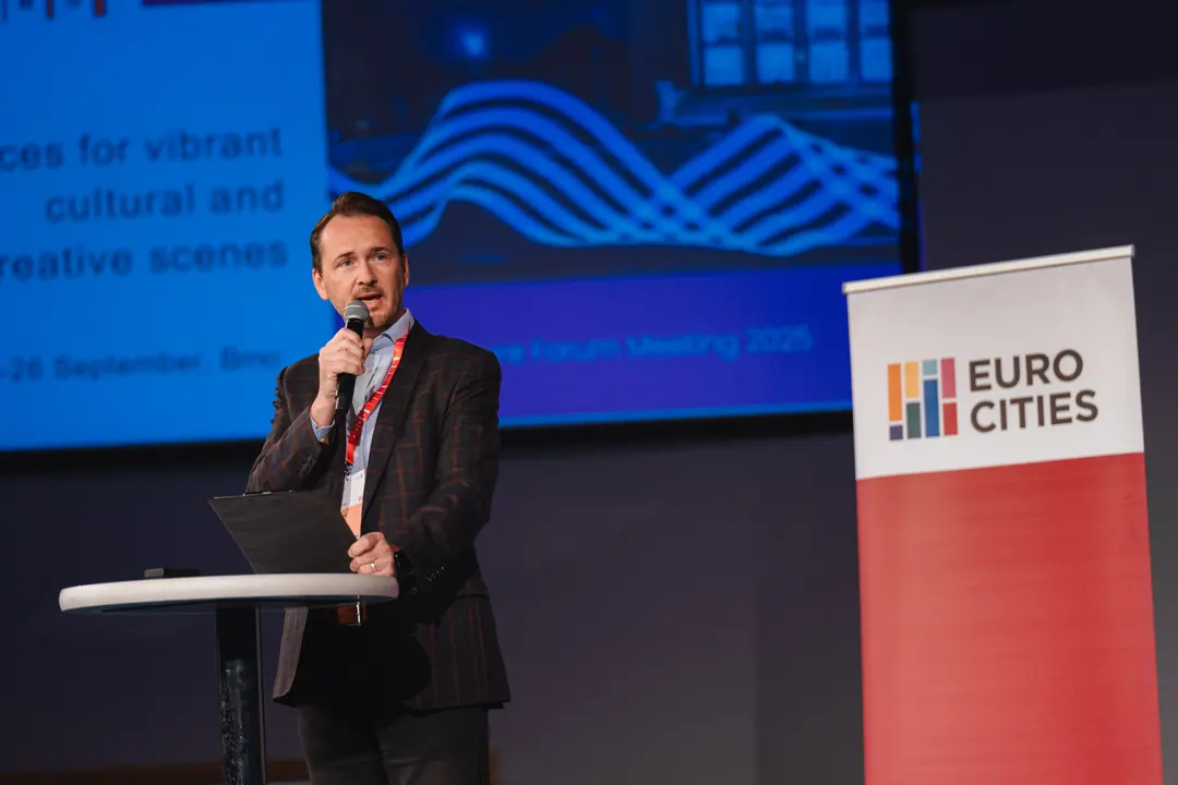 Conferences, photograph by Dag Markl