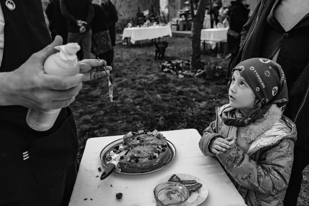 Weddings, photograph by Dag Markl